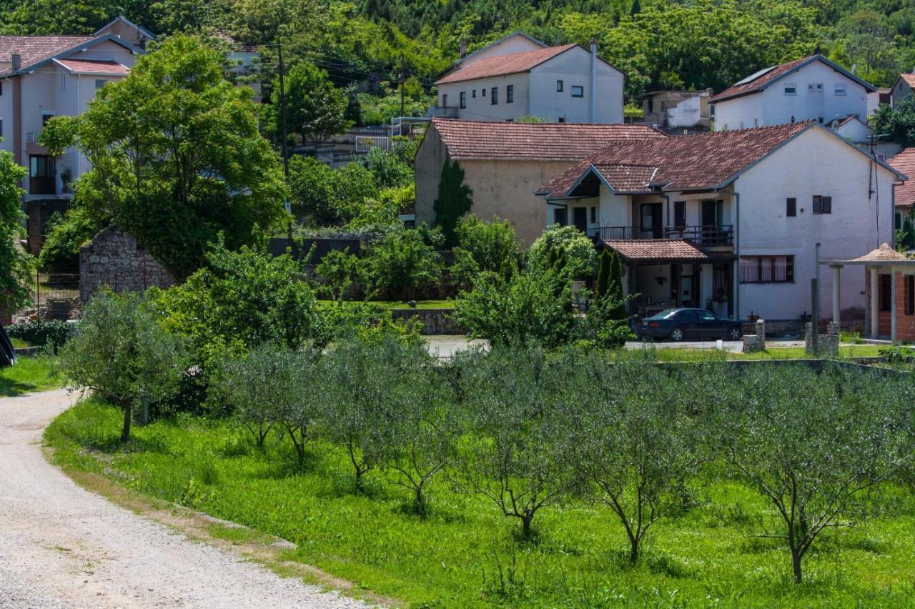 ホテル Pansion Ruzic Međugorje エクステリア 写真